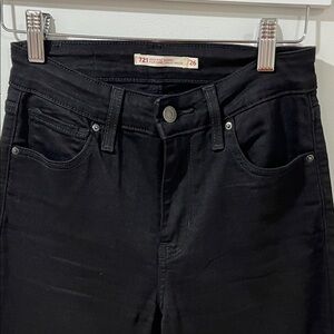 Levi’s 721 High Rise Skinny Jeans Women’s Size 26 Black High Waist Zipper Fly